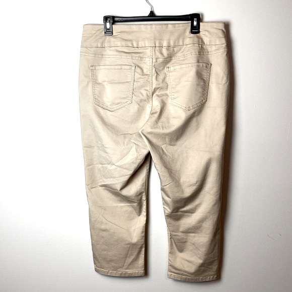 Stitchstar Pull On Capri Tan Pockets Size 1X - Picture 13 of 13